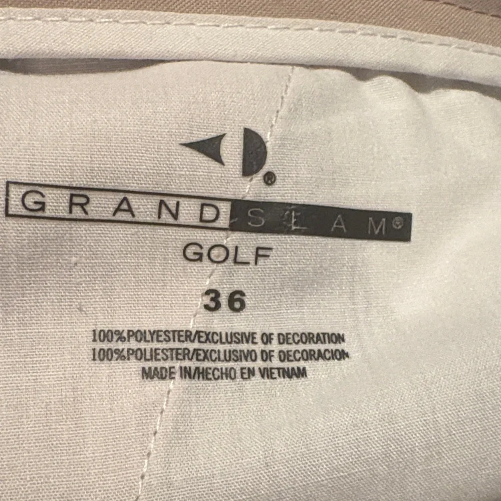 GRAND SLAM Golf Shorts Performance Golf Shorts in Classic Khaki Size 36